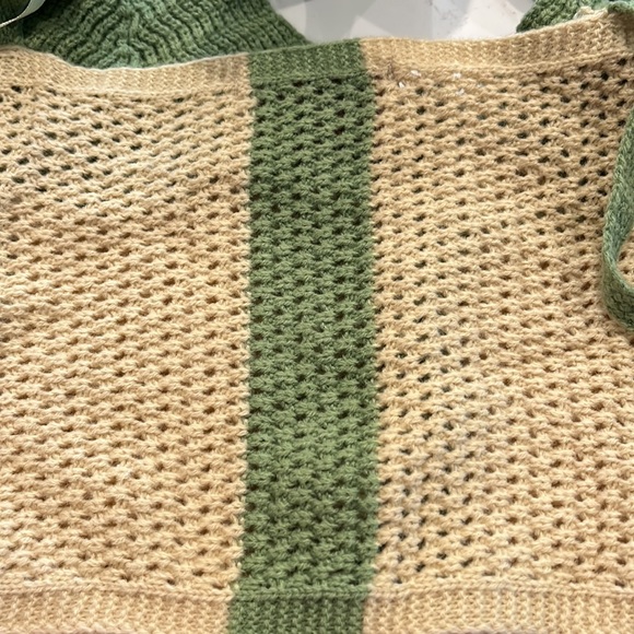 Cropped knit tank in trendy green and ecru. Wear alone or as a topper - Picture 5 of 5